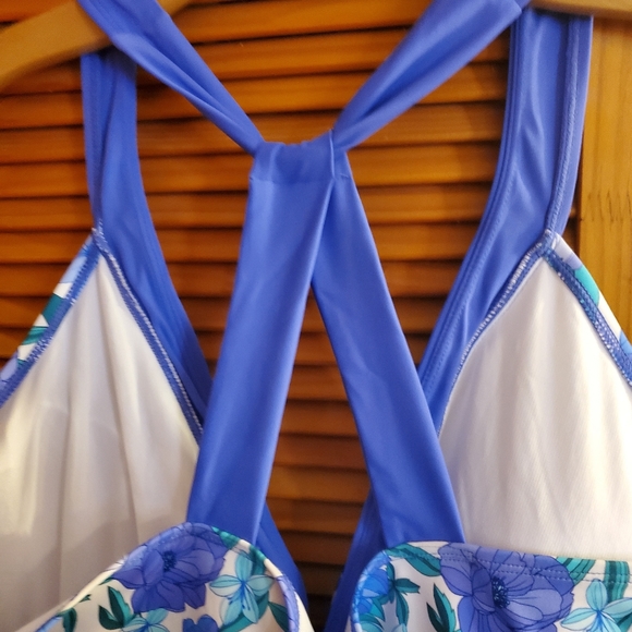 Plus Size Tankini Longer Length Surplice Swim Top Swimsuits For All - Picture 3 of 14